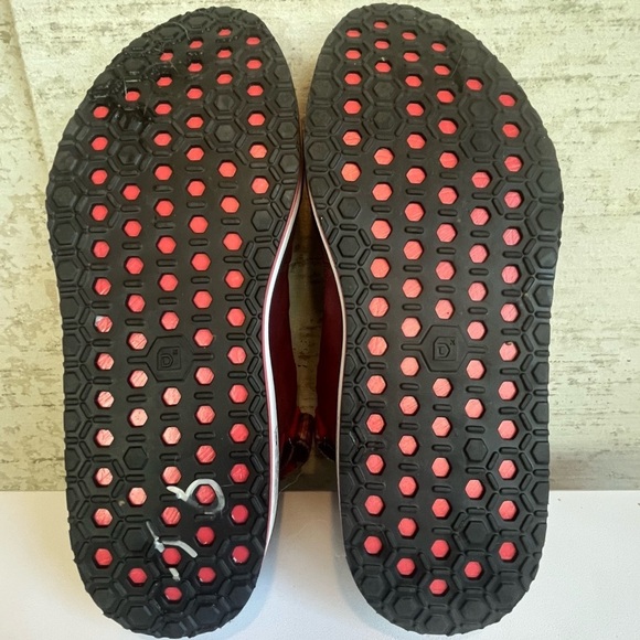 Deckers X Lab Women's Xponent Burgundy Strappy Platform Sandals Hook & Loop - Picture 8 of 14